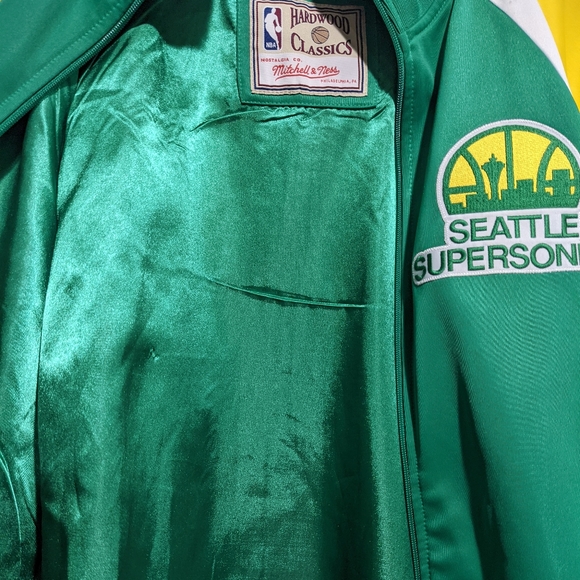 VTG Mitchell & Ness Seattle Supersonics Lined Track Jacket Large - Picture 9 of 11